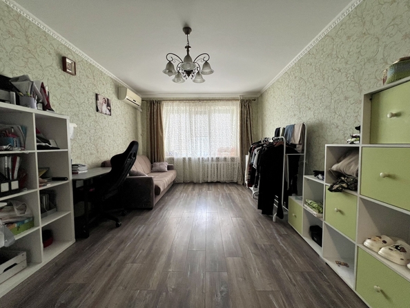 
  Продается 3-комн. квартира, 76 м², Коминтерна ул, д. 143
. Фото 4.