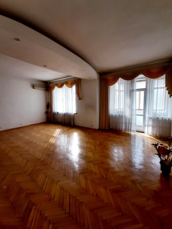 
  Продается 4-комн. квартира, 118 м², Красноармейская ул, д. 103
. Фото 3.