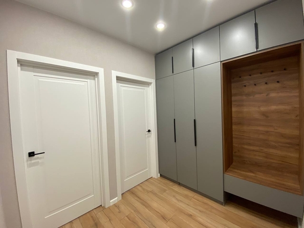 
  Продается 2-комн. квартира, 45 м², Жмайлова ул, д. 19а
. Фото 11.