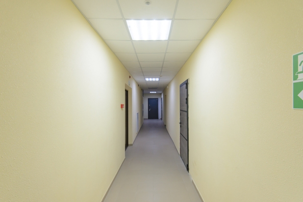 
  Продается 4-комн. квартира, 112 м², Ларина ул, д. 45
. Фото 7.