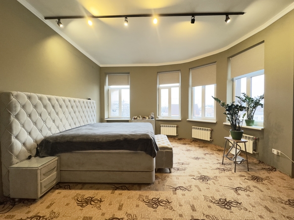 
  Продается 3-комн. квартира, 83.8 м², 20-я линия ул, д. 13
. Фото 1.