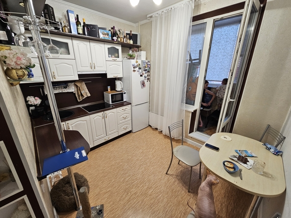 
  Продается 2-комн. квартира, 39.3 м², Жданова ул, д. 1/5
. Фото 3.