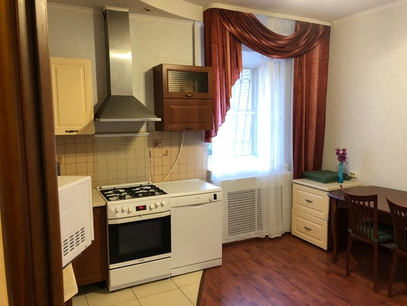 
  Продается 2-комн. квартира, 71.4 м², Зорге ул, д. 58а/8
. Фото 5.