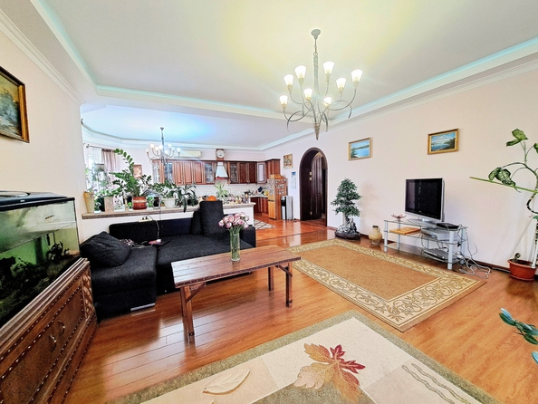 
  Продается дом, 403 м², Ростов-на-Дону
. Фото 1.