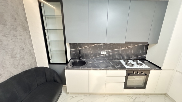 
  Продается 1-комн. квартира, 30.4 м², Вересаева ул, д. 102
. Фото 1.