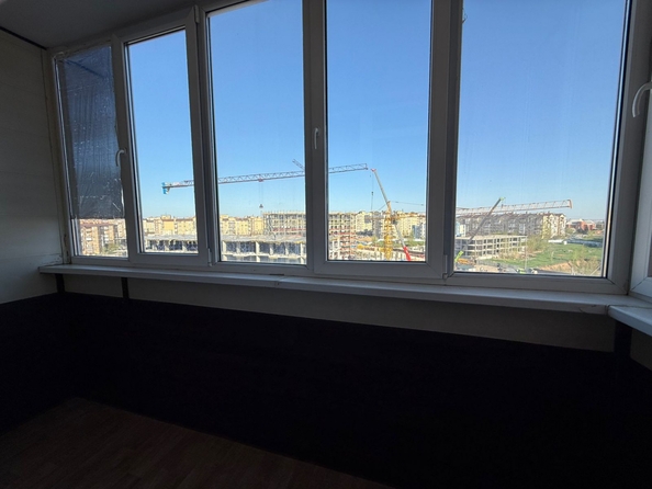 
  Продается 1-комн. квартира, 38 м², Платова б-р, д. 20/17
. Фото 7.