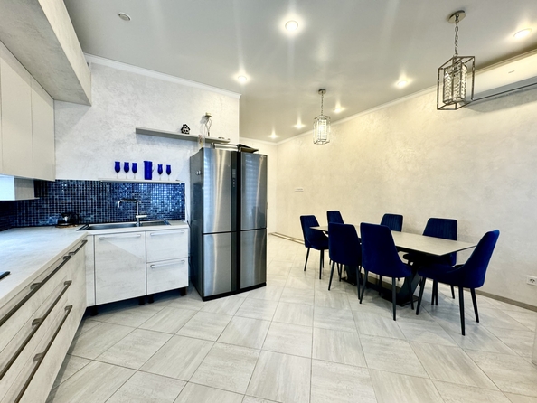 
  Продается 2-комн. квартира, 78 м², Карла Либкнехта ул, д. 112
. Фото 2.