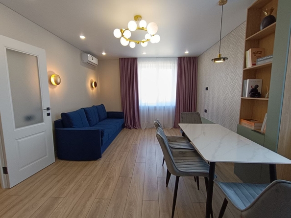 
  Продается 3-комн. квартира, 54.5 м², Соколова пр-кт, д. 75
. Фото 9.