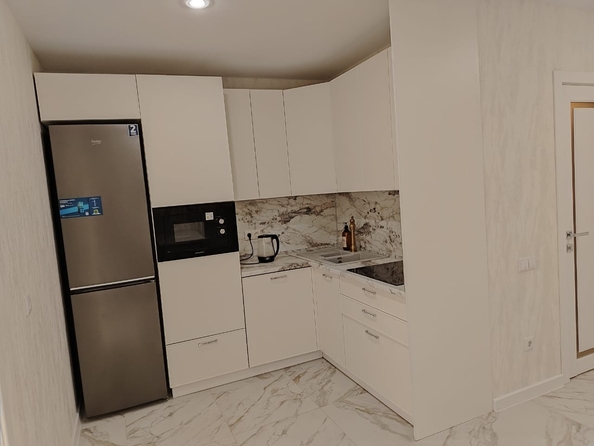 
  Продается 2-комн. квартира, 52 м², Оганова ул, д. 20
. Фото 4.