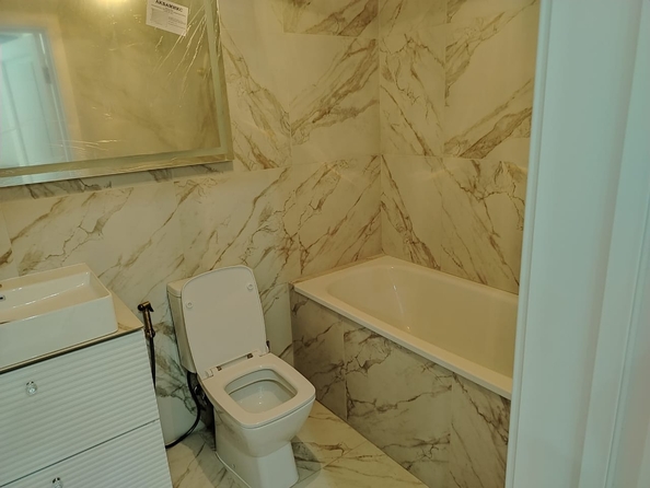 
  Продается 2-комн. квартира, 52 м², Оганова ул, д. 20
. Фото 6.