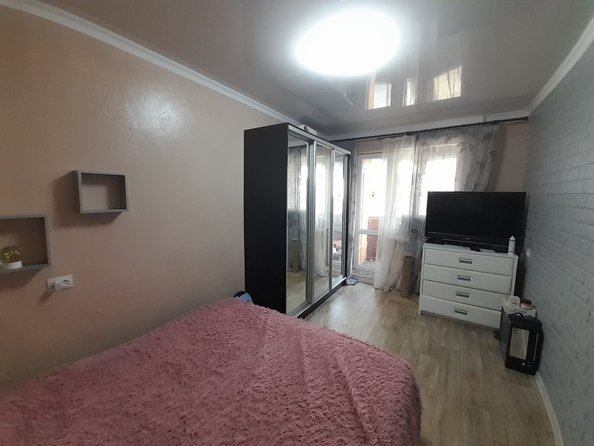 
  Продается 3-комн. квартира, 64 м², Зорге ул, д. 35
. Фото 8.