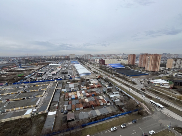 
  Продается 2-комн. квартира, 60 м², Гарнизонный пер, д. 1А
. Фото 7.