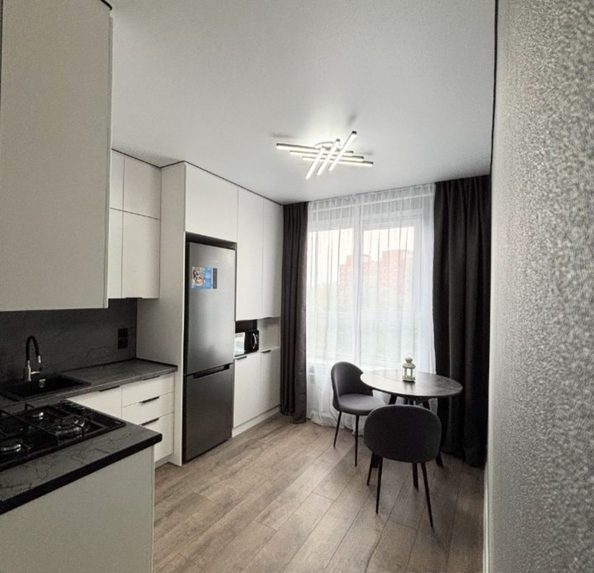 
  Продается 1-комн. квартира, 35 м², 40-летия Победы пр-кт, д. 111
. Фото 1.