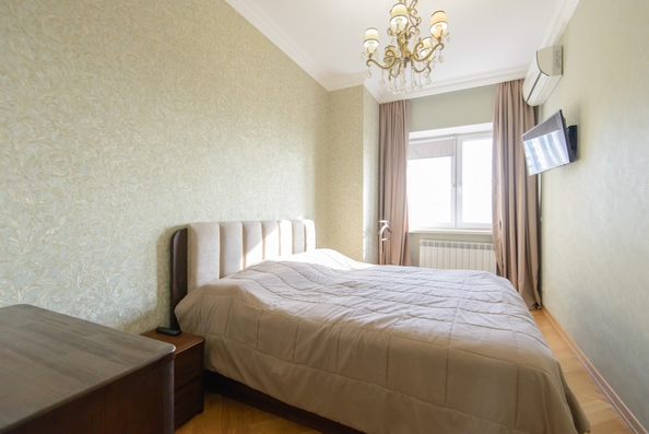 
  Продается 3-комн. квартира, 80 м², Варфоломеева ул, д. 222А
. Фото 8.
