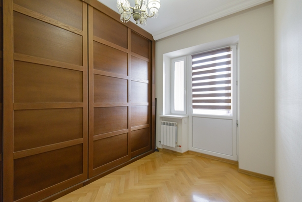 
  Продается 3-комн. квартира, 80 м², Варфоломеева ул, д. 222А
. Фото 15.
