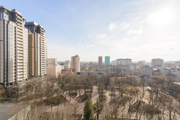 
  Продается 3-комн. квартира, 80 м², Варфоломеева ул, д. 222А
. Фото 23.