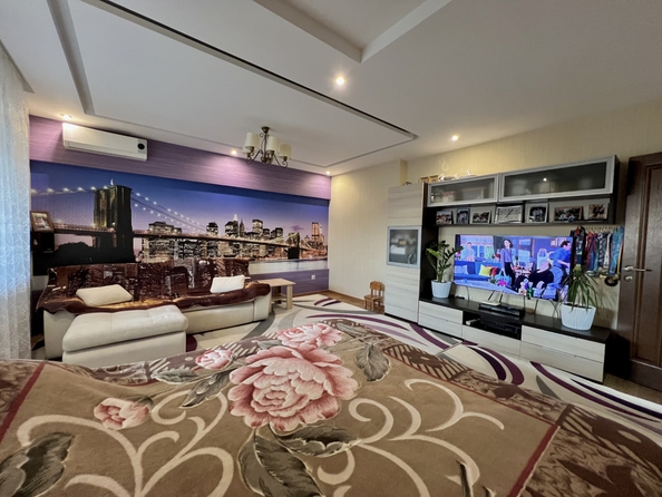 
  Продается 2-комн. квартира, 64 м², Вартанова ул, д. 31
. Фото 8.