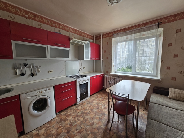 
  Продается 1-комн. квартира, 45 м², Мильчакова ул, д. 45
. Фото 1.