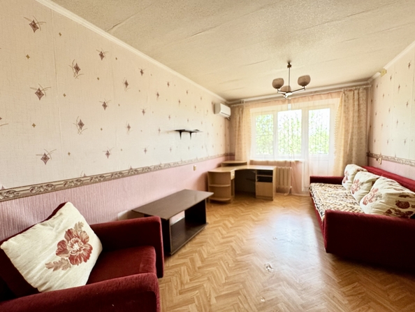 
  Продается 1-комн. квартира, 40 м², 40-летия Победы пр-кт, д. 95
. Фото 1.