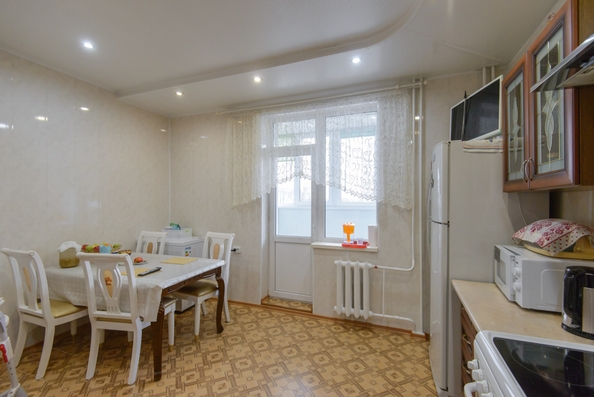 
  Продается 3-комн. квартира, 82 м², Зорге ул, д. 44а
. Фото 2.