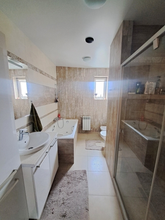 
  Продается 3-комн. квартира, 116.5 м², 20-я линия ул, д. 43
. Фото 13.