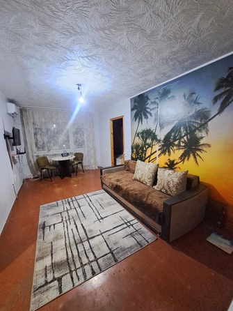 
  Продается 2-комн. квартира, 43 м², Днепропетровская ул, д. 1
. Фото 3.