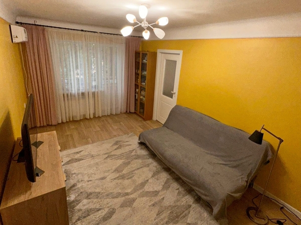 
  Продается 3-комн. квартира, 56 м², Стачки пр-кт, д. 188
. Фото 4.
