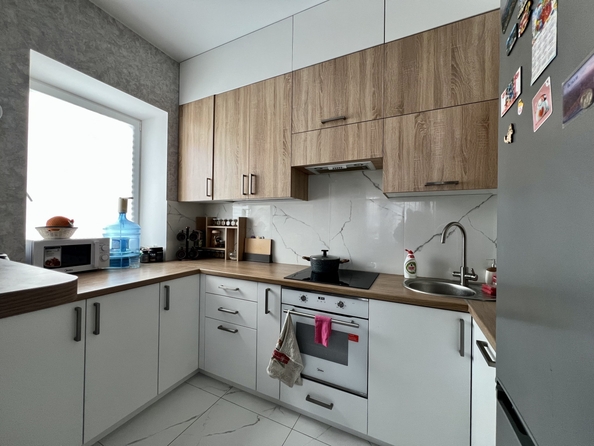 
  Продается 3-комн. квартира, 60 м², Строителей ул, д. 3
. Фото 5.