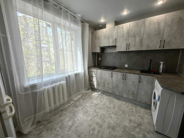 
  Продается 1-комн. квартира, 38 м², Днепропетровская ул, д. 46
. Фото 4.