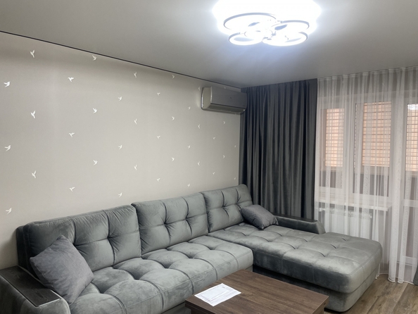 
  Продается 2-комн. квартира, 65 м², 11-я улица ул, д. 76/88
. Фото 5.