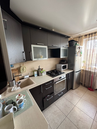 
  Продается 2-комн. квартира, 54 м², Комарова б-р, д. 1
. Фото 9.