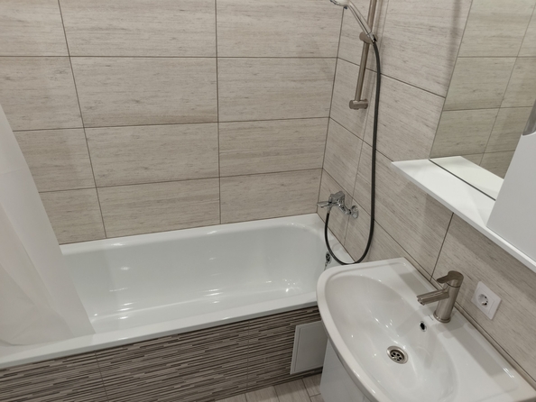 
  Продается 1-комн. квартира, 40.4 м², 23-я линия ул, д. 54
. Фото 12.