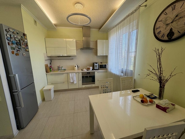 
  Продается 2-комн. квартира, 85 м², 2-я Краснодарская ул, д. 135а
. Фото 2.