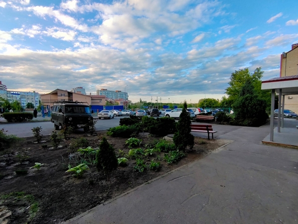 
  Продается 2-комн. квартира, 64 м², Платова ул, д. 83
. Фото 10.