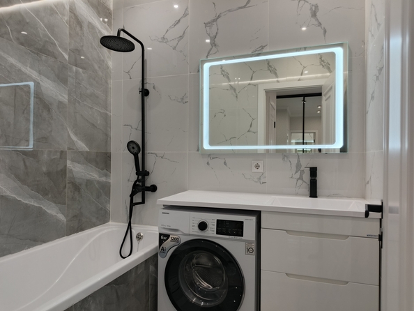 
  Продается 3-комн. квартира, 82 м², 26-я линия ул, д. 35/1
. Фото 15.
