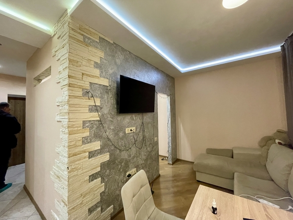 
  Продается 1-комн. квартира, 35 м², Батуринская ул, д. 165
. Фото 1.