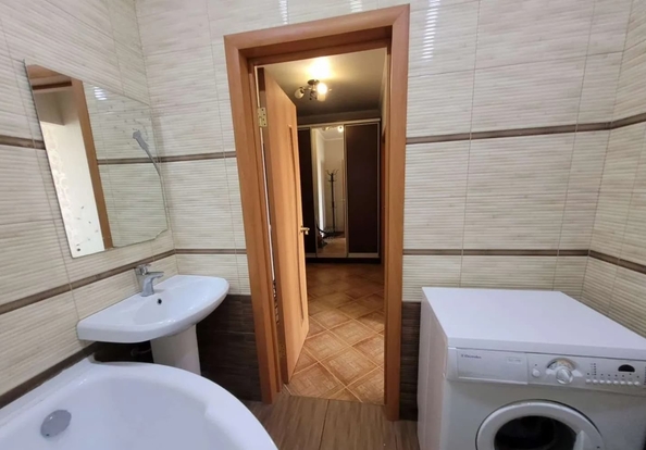 
  Продается 1-комн. квартира, 35 м², Салютина пер, д. 2
. Фото 10.