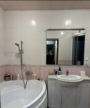 
  Продается 2-комн. квартира, 75 м², Соборный пер, д. 94
. Фото 11.