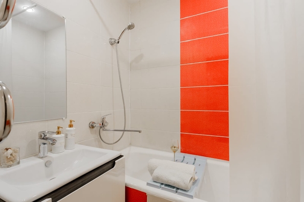 
  Продается 3-комн. квартира, 63.3 м², Орбитальная ул, д. 54
. Фото 8.