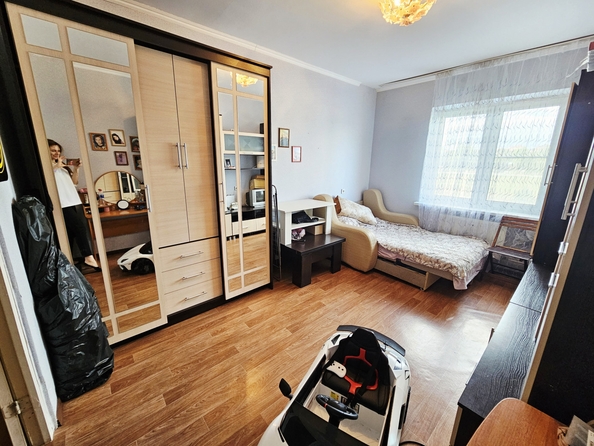 
  Продается 3-комн. квартира, 85 м², Петренко ул, д. 8
. Фото 7.