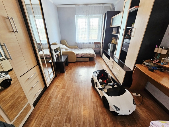 
  Продается 3-комн. квартира, 85 м², Петренко ул, д. 8
. Фото 9.