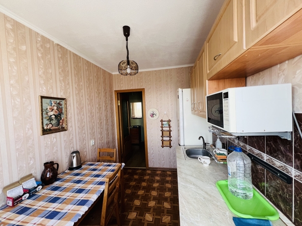 
  Продается 2-комн. квартира, 45.3 м², Туполева ул, д. 11
. Фото 2.