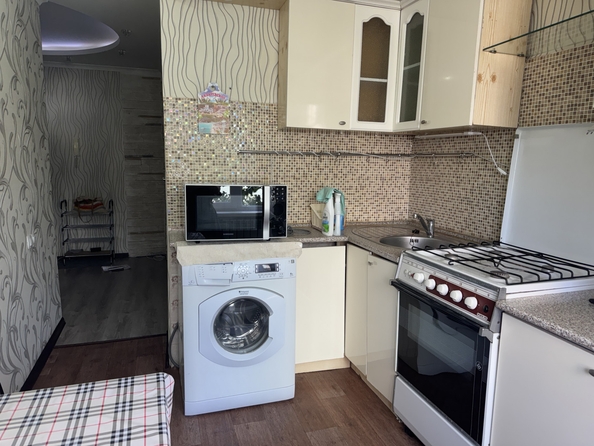 
  Продается 2-комн. квартира, 53 м², 339-й Стрелковой Дивизии ул, д. 17
. Фото 9.