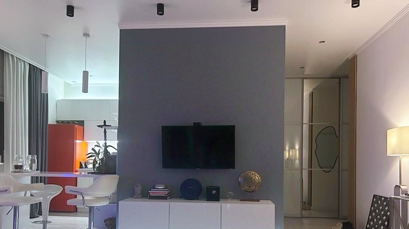 
  Продается 2-комн. квартира, 60 м², Островского пер, д. 1а
. Фото 2.