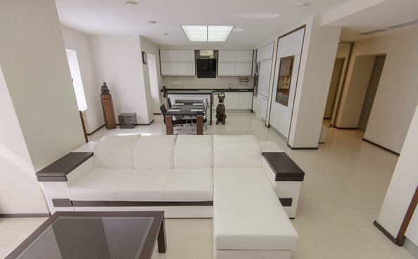 
  Продается 4-комн. квартира, 165 м², Филимоновская ул, д. 78
. Фото 4.