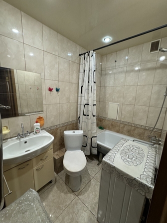 
  Продается 3-комн. квартира, 65 м², Стачки пр-кт, д. 233
. Фото 15.