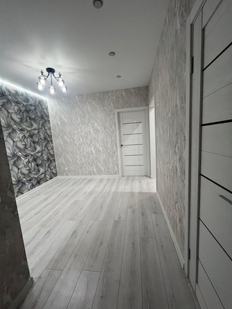 
  Продается 1-комн. квартира, 40 м², Вагулевского ул
. Фото 2.