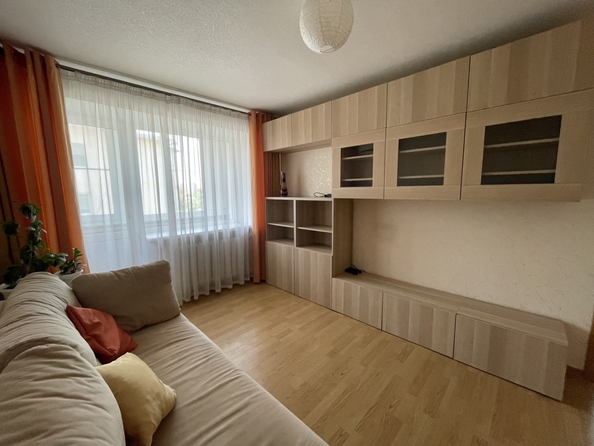 
  Продается 3-комн. квартира, 51 м², Быковского ул, д. 1/2
. Фото 1.