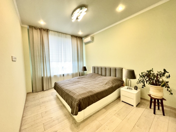 
  Продается 2-комн. квартира, 78 м², Карла Либкнехта ул, д. 112
. Фото 4.
