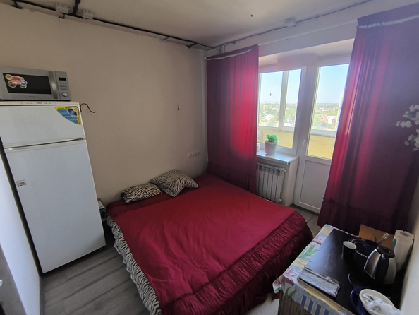 
  Продается 3-комн. квартира, 68.5 м², Таганрогская ул, д. 126
. Фото 2.